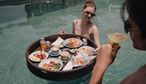 Suite with Private Pool