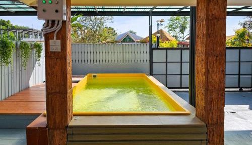 Twin Room with Pool View