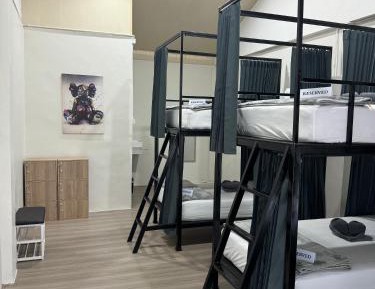 Bed in 6-Bed Mixed Dormitory Room