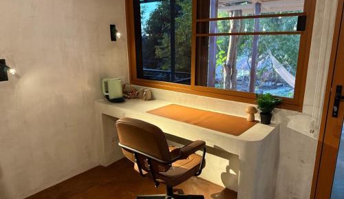 Deluxe King Studio