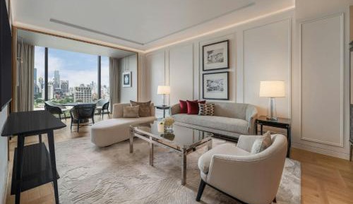Marigold King Suite with Balcony and Park View