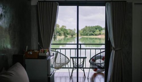Double Room with Lake View