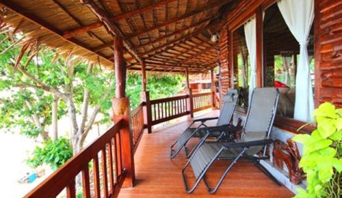Grand Beach Front Villa