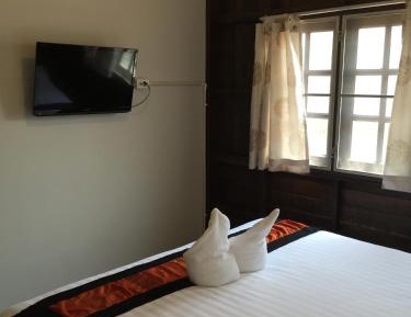Standard Double Room with bathroom outside bedding unit