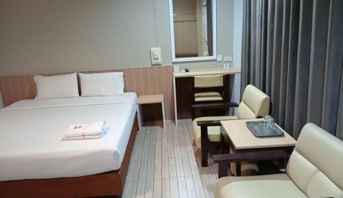 Standard King Room