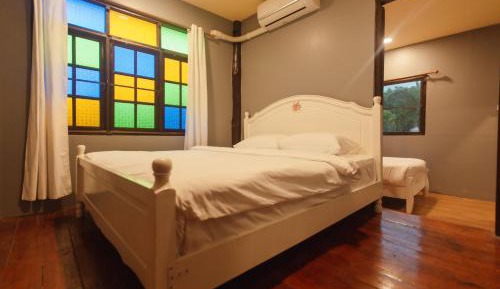 Triple Room with Private Bathroom