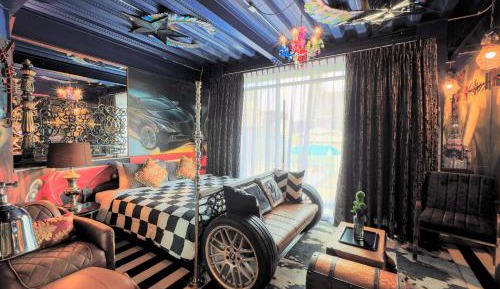 Deluxe King Room (Adults Only)