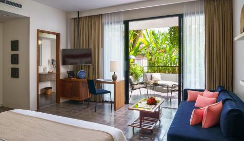 Double Room with Terrace - Free Minibar + Free 1way Airport Transfer for 3Nights stay