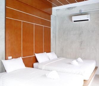 Triple Room with Balcony