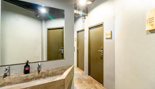 Twin Room with Shared Bathroom