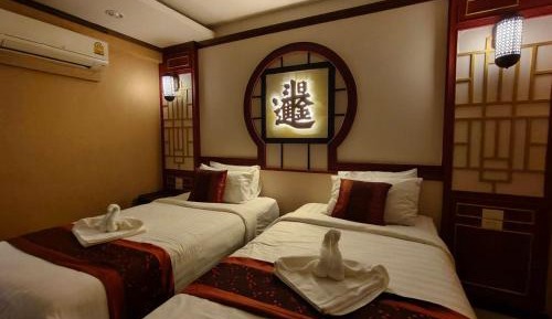Deluxe Twin Room