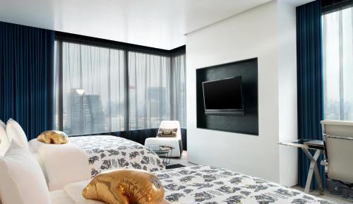 Premier Corner Queen Room with Two Queen Beds