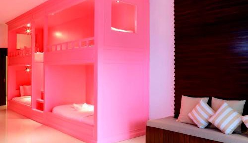 8-Bed Mixed Dormitory Room