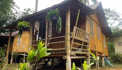 Deluxe Bungalow with Fan