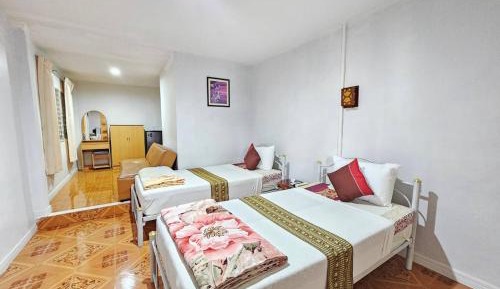 Superior Twin Room with Garden View