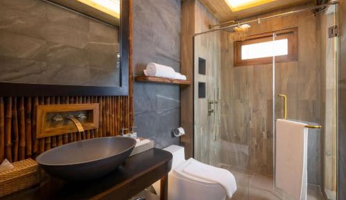 Studio Ocean View King Bed