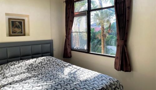 Queen Room with Balcony
