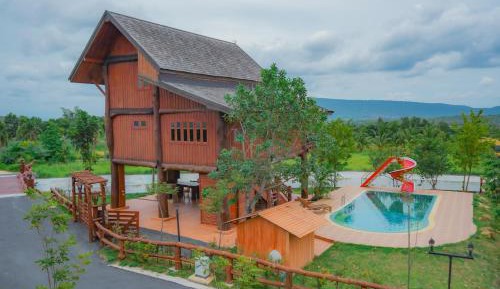 Villa with Private Pool