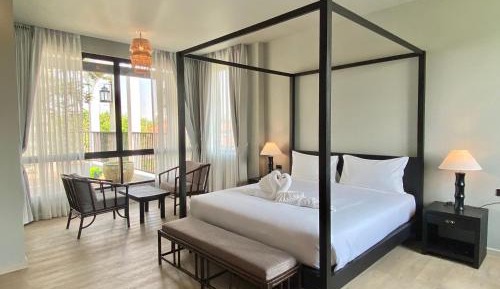 Large Double Room