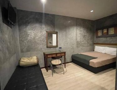 Double Room with Shared Toilet