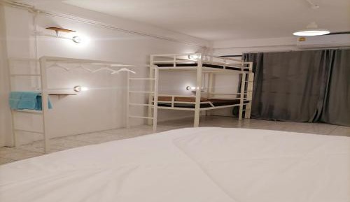 Standard 4 Bed Private Shared Bathroom