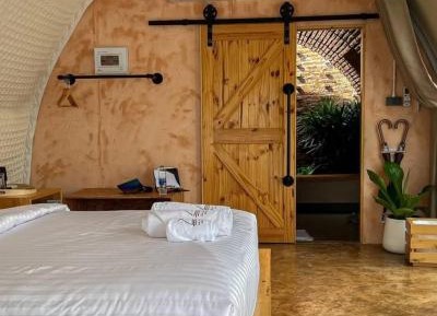 King Room with Mountain View