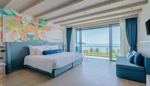 Grand Deluxe Twin Room with Balcony