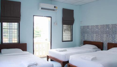 Basic Triple Room