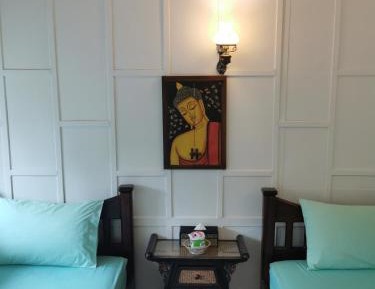 Twin AC Room with Shared Bathroom