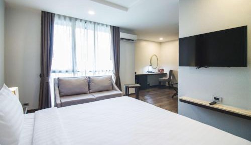 Superior King Room