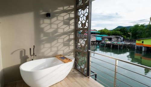 Suite with Sea View