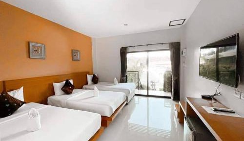 Triple Room