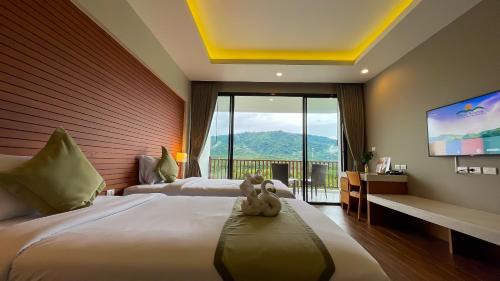 Deluxe Mountain Twin Bed (no bathtub)