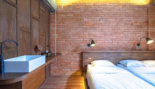 Triple Room with Shared Bathroom