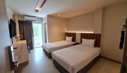 Deluxe room (Main Building)