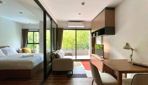 One-Bedroom Apartment