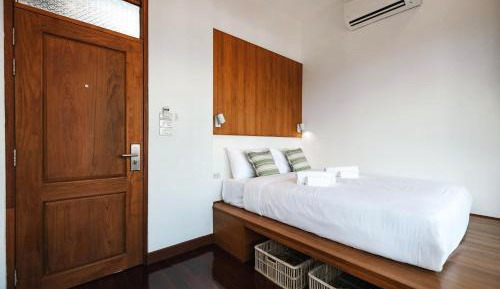 Queen Room with Balcony