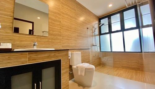 Luxury Suite