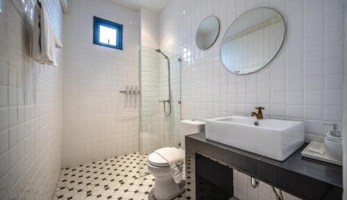 2BR Hidden Gem Garden Pool Villa
