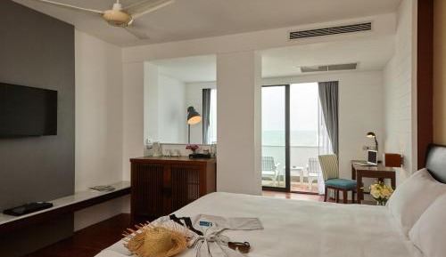 Mini Suite Balcony with Sea View  (2 Adults)