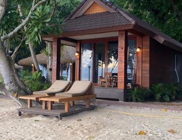 Beachfront Breeze