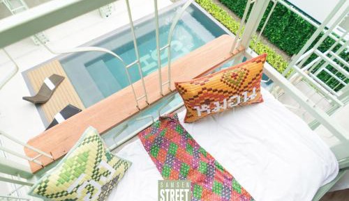 Deluxe with Pool View