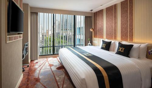 Grand Deluxe King Room