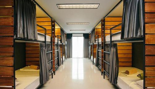 Bed in 12 bed mixed dormitory room