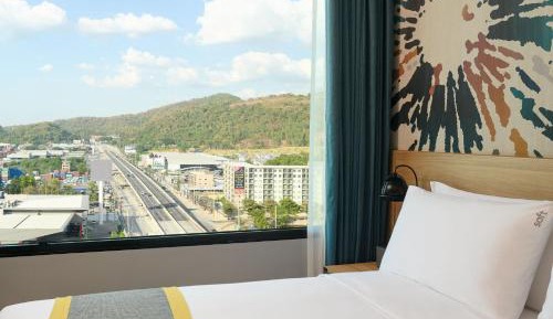 King Room with Balcony