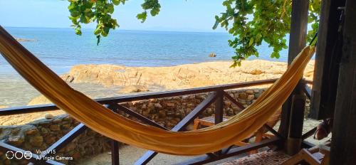 Bungalow - Water Front 