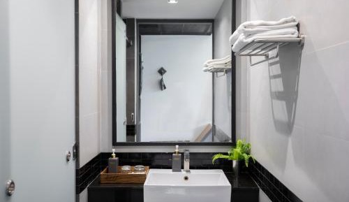 Double Room with Pool View