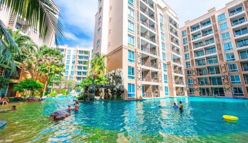 Two-Bedroom Apartment with Pool View