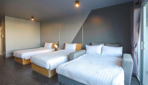 Premier Twin Room