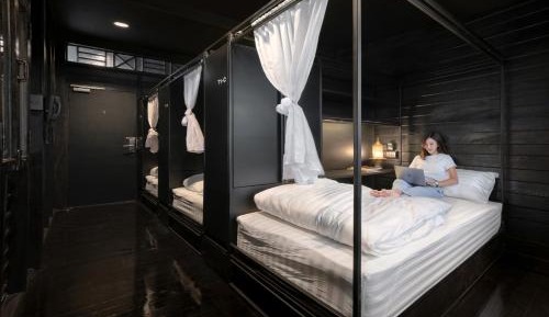 Basic Triple Room with Shared Bathroom